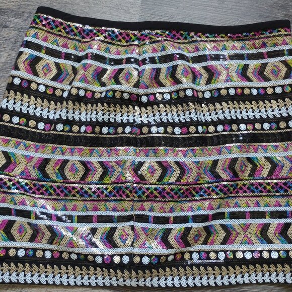 Guess Short Skirt Sequin Aztec Pattern Multi-Color Size Med - Picture 1 of 6